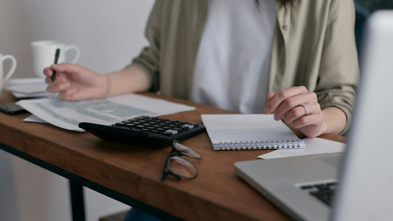 The Advantages of Bulk 2290 Filing for Large Trucking Companies
